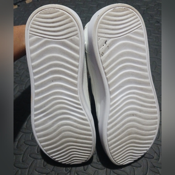 Men White canvas sneakers - Picture 10 of 12